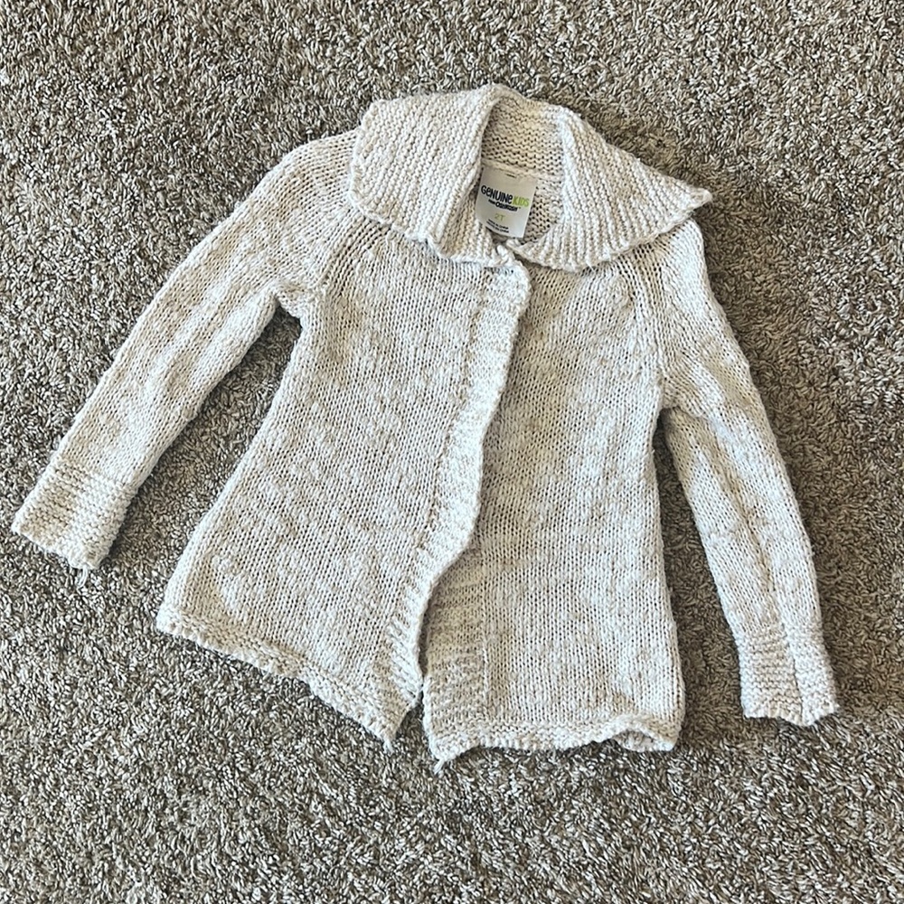 Genuine Kids by Oshkosh Toddler Girl Chuncky Marled Oatmeal Sweater Size 2t